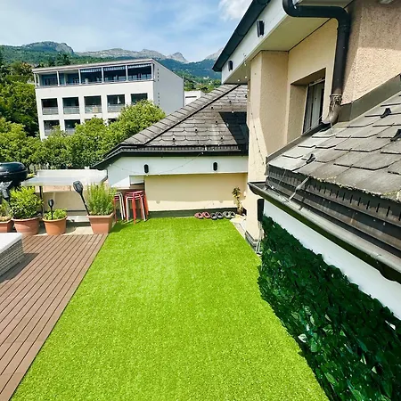 La Petite Maline Friends & Family アパート