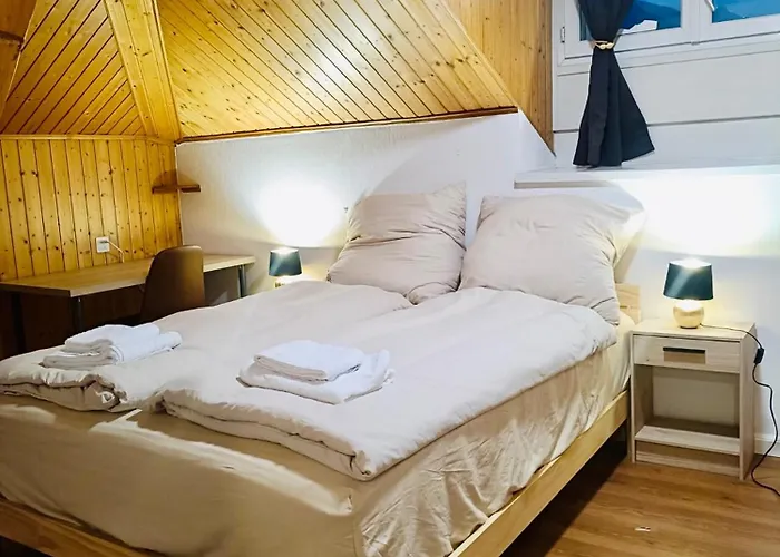 La Petite Maline Friends & Family